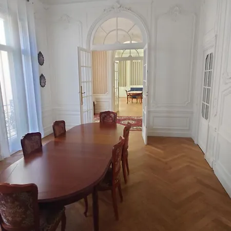 Apartment Haussmannien Face Aux Halles *
