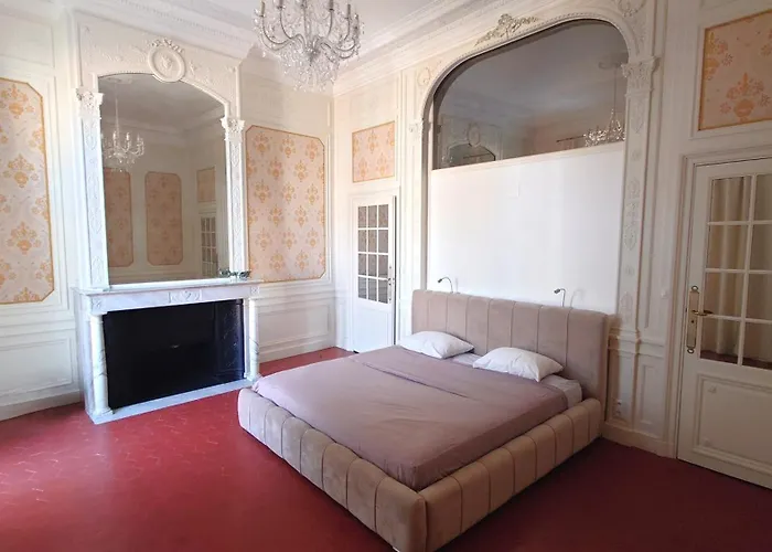 Haussmannien Face Aux Halles Apartment